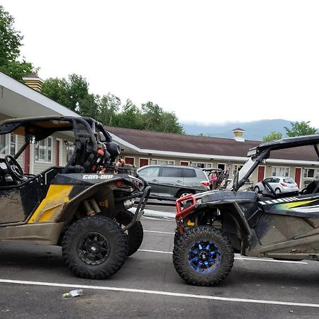 Gorham Motor Inn エクステリア 写真