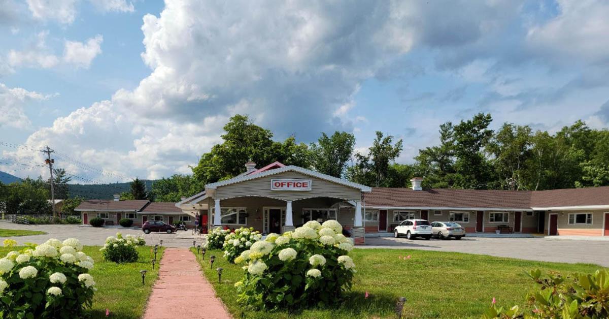 Gorham Motor Inn エクステリア 写真